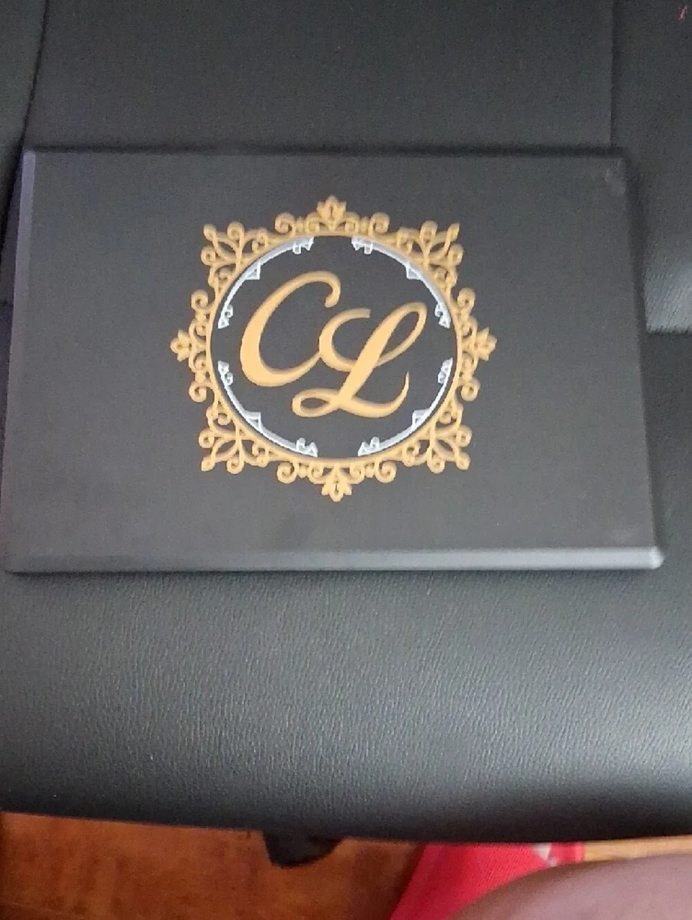 CL Glitter Eyeshadow Palette - Multicolor Shimmer Shades